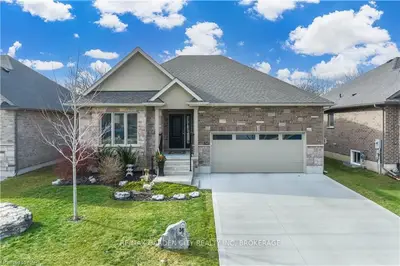 34 Renfield Street, Port Colborne, On L3k 0a7