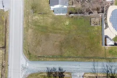 689 Buffalo Road N, Fort Erie, On L2a 5h1