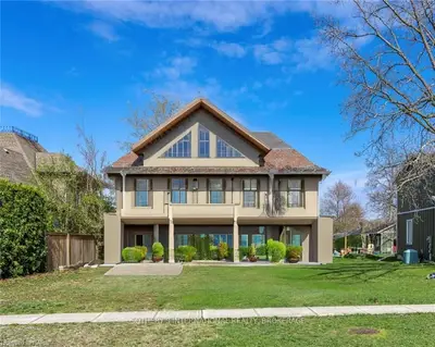 Lot 112 Charlotte Street, Niagara-on-the-lake, On L0s 1j0
