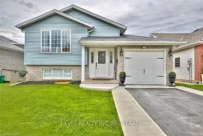 215 Balsam Street, Welland, On L3c 7h1