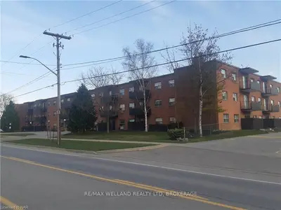 485 THOROLD Road 311, Welland, ON L3C 3X1
