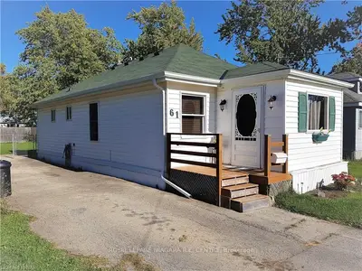 61 Radford Avenue, Fort Erie, ON L2A 5H7