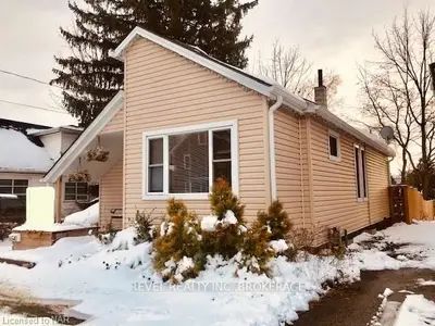 6540 Taylor Street, Niagara Falls, ON L2G 2G1