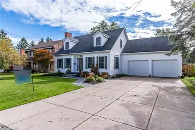 1427 POUND Avenue, Fort Erie, ON L2A 5P9