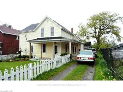 447 FARES Street, Port Colborne, ON L3K 1X4