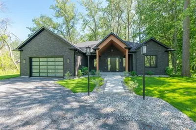 1059 Edgemere Lane, Fort Erie, ON L2A 1A9
