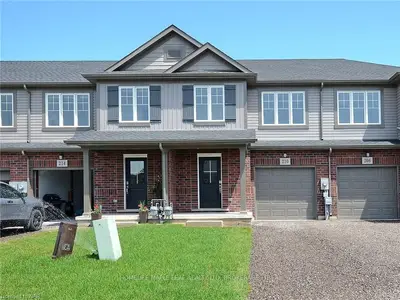 210 Heron Street, Welland, ON L3C 0G7