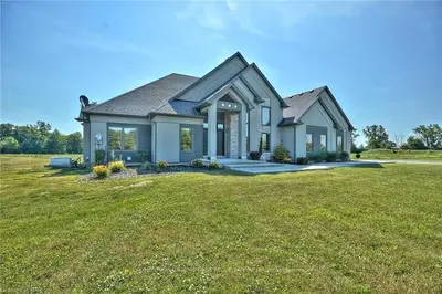 544 MATTHEWS Road, Welland, ON L3B 5N4