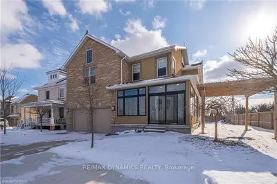 321 QUEENSTON Road, Niagara-on-the-Lake, ON L0S 1J0