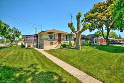 6883 Stamford Green Drive, Niagara Falls, On L2j 1t9