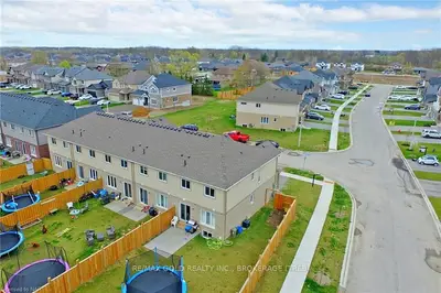 170 Monarch Street, Welland, On L3c 0g6