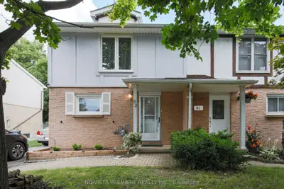 93 Monmore Road, London North, On N6g 2w7