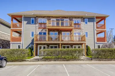 Condo Apartment in Niagara-on-the-Lake