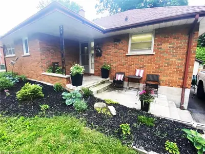 428 Scenic Drive, London South, On N5z 3a8