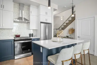 Condo Townhouse in Kitchener