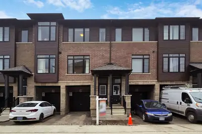 461 Blackburn Drive 40, Brantford, On N3t 0w9