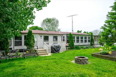 MobileTrailer in Otonabee-South Monaghan