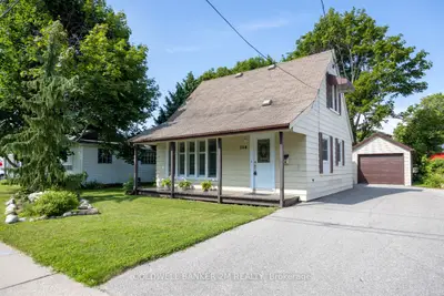 158 Victoria Street N, Port Hope, On L1a 3n1