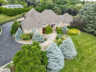 Detached in Brant