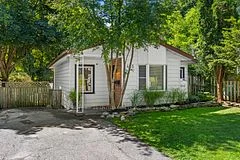 425 Bellevue Street, Peterborough, On K9h 5g5