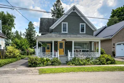31 George Street, Westport, On K0g 1x0