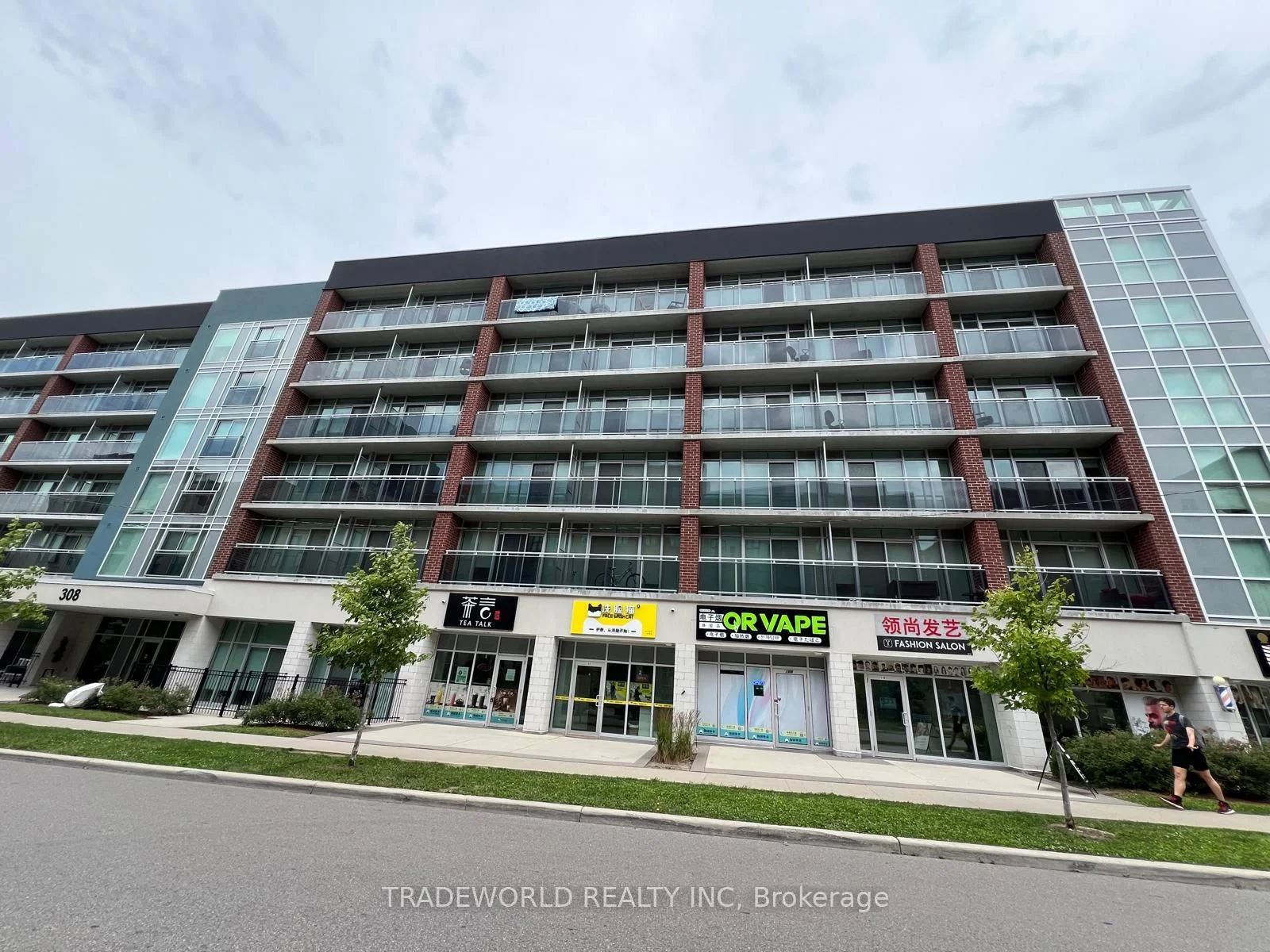 Condo Apartment in Waterloo