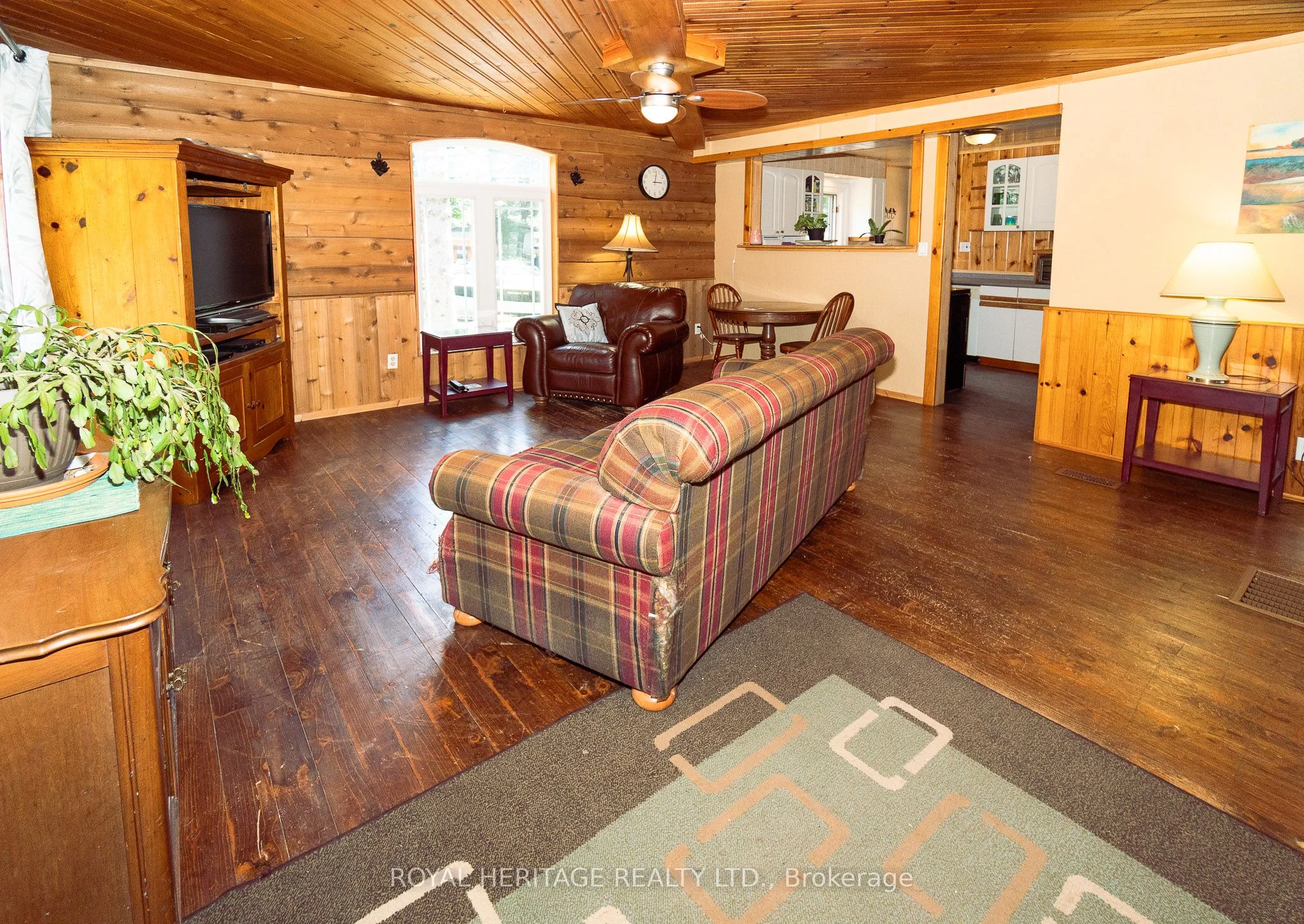 15591 Hwy 35 Street, Algonquin Highlands, On K0m 2k0