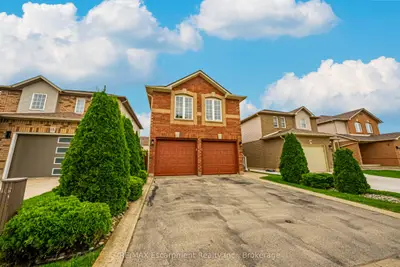 Detached in Hamilton