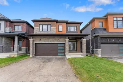 Detached in Thorold