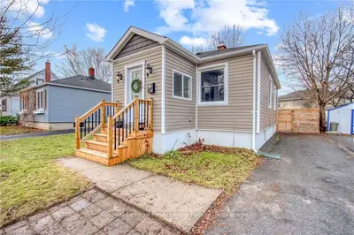 62 Helen Street, Kingston, On K7l 4p1