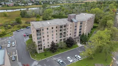 358 Queen Mary Road 502, Kingston, On K7m 7e8