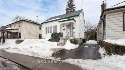 114 Russell Street, Kingston, On K7k 2e8