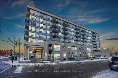 121 Queen Street 404, Kingston, On K7k 0g6