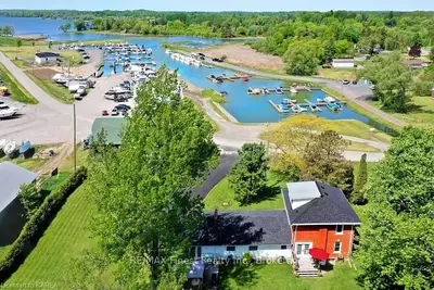 22 Clark Drive, Front Of Leeds & Seeleys Bay, On K7g 1v5