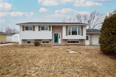 674 Kitley Line 3 Road, Elizabethtown-kitley, On K0g 1g0