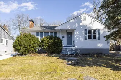 71 Florence Street, Kingston, On K7m 1y5