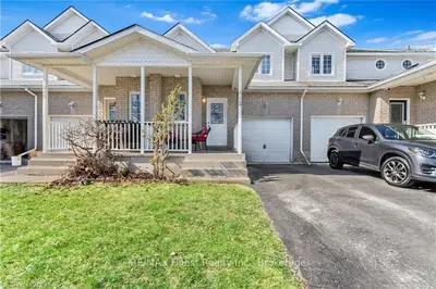 445 Molly Mcglynn Street, Kingston, On K7k 7c2
