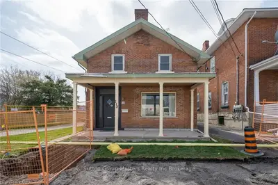 118 East Street, Greater Napanee, On K7r 1s6