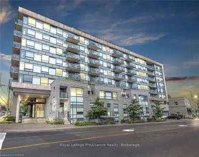 121 Queen Street 407, Kingston, On K7k 0g6
