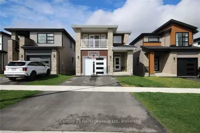 36 Erie Court, Loyalist, On K7n 0e3