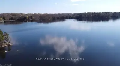 826 RIDEAUWOOD Lane, Leeds and the Thousand Islands, ON K0E 1N0