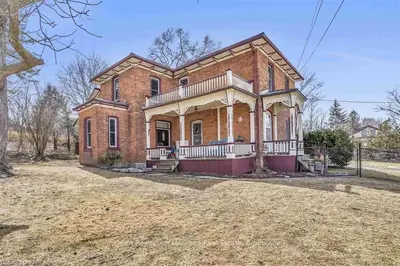 6 Elizabeth Street, Stone Mills, On K0k 2s0