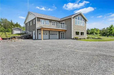 1022 Palace Road, Greater Napanee, On K7r 3k9