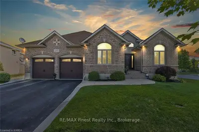 344 Honeywood Avenue, Kingston, On K7k 7l3
