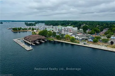 130 WATER Street 215, Gananoque, ON K7G 0A8