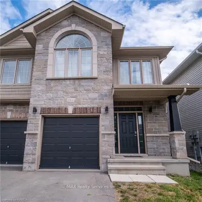 1564 Davenport Crescent, Kingston, On K7p 0k7