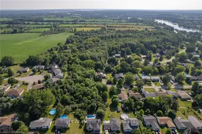 47 Sarah Street, Greater Napanee, On K7r 3j4