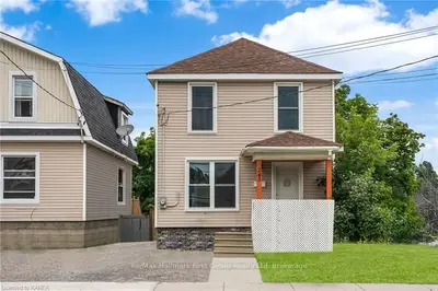 243 COLEMAN Street, Belleville, ON K8P 3H8