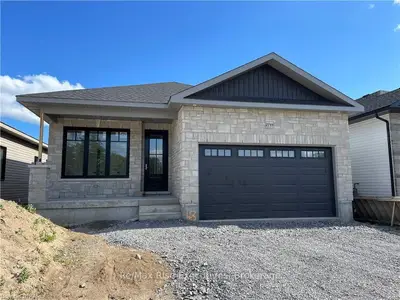 2744 Delmar Street, Kingston, On K7p 0v2
