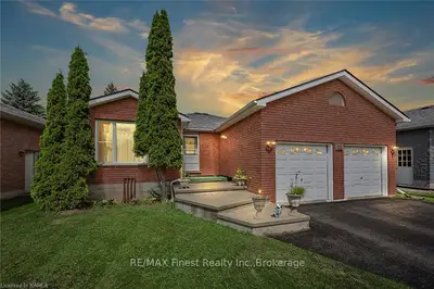 105 Beverly Street, Greater Napanee, On K7r 3x2
